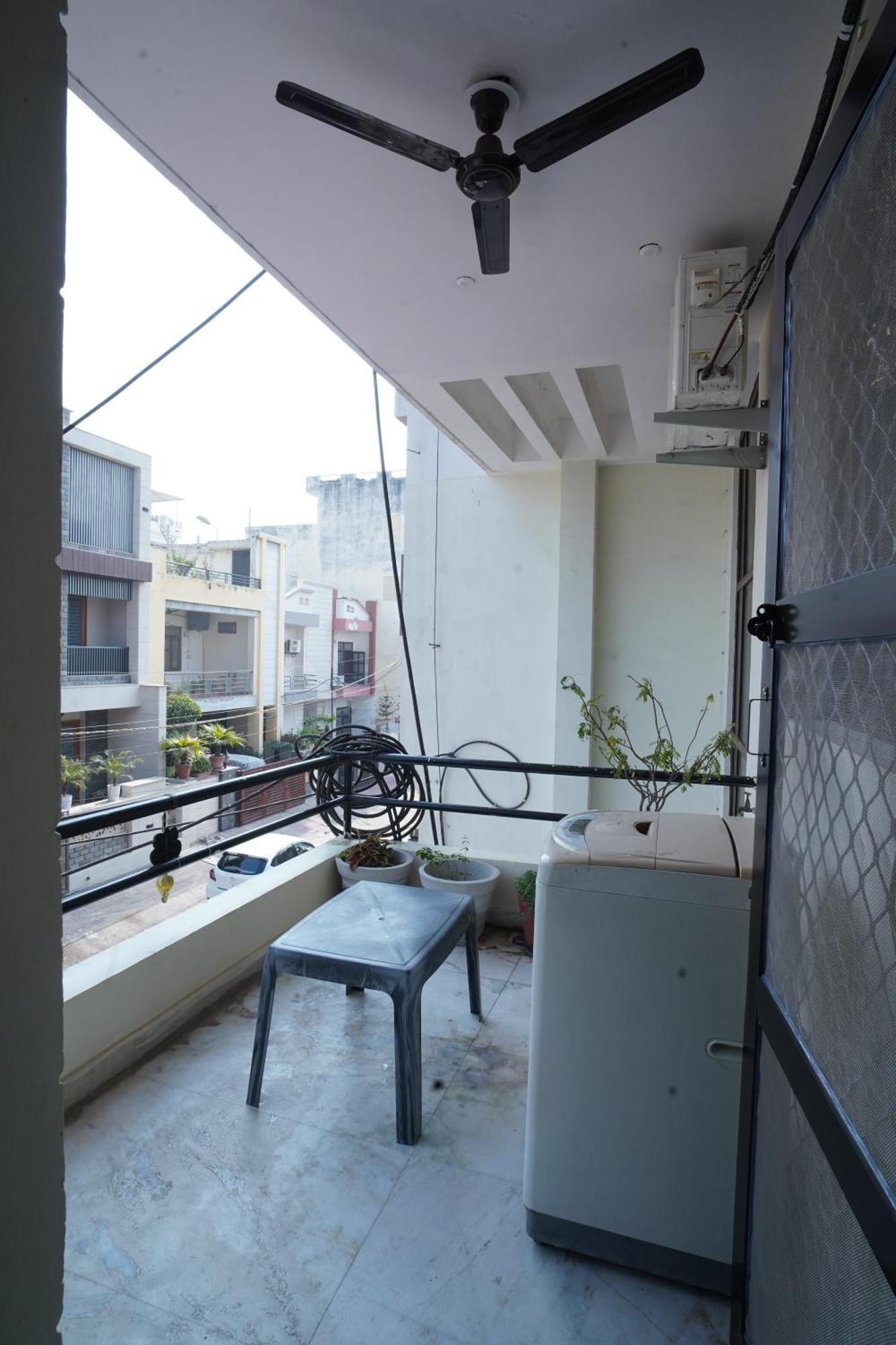 Om Trance Homestay Jaipur Luaran gambar