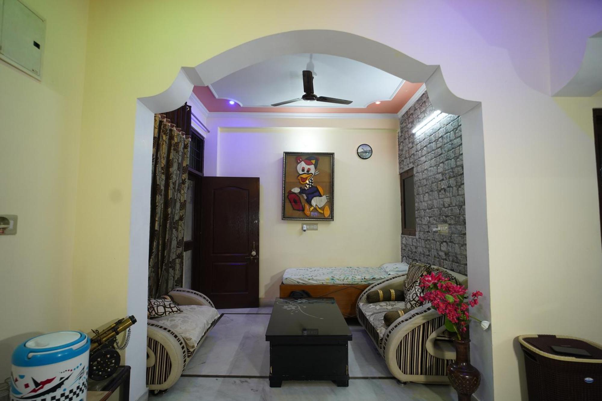 Om Trance Homestay Jaipur Luaran gambar